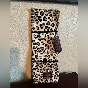 NWT Makeup Junkie Leopard Print Hot tools bag